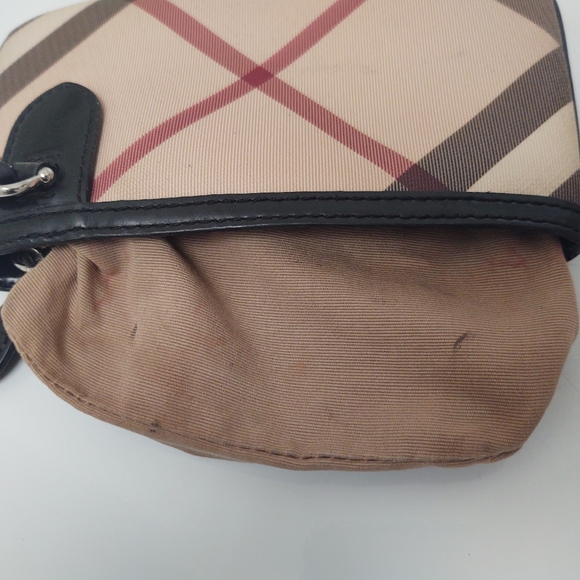 Burberry Small Nova Check Wristlet - Picture 9 of 9